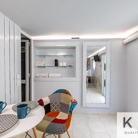 Little In * Argostolion